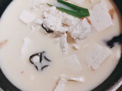 土家手掰柴火豆腐-吃饭皇帝大(合生汇店)