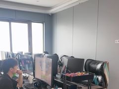 -网鱼网咖(浦东长岛路店)