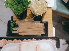 -江小渔鲜鱼火锅(应天西路店)