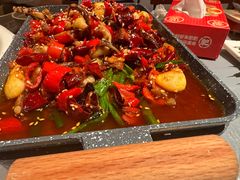 -肥肥虾庄·金牌油焖大虾(杨园滨江时代walk店)