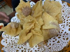 炸云吞-黄师奶甜品店
