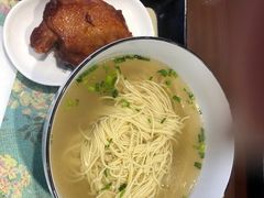 -百年老字号·观振兴蟹黄面·三虾面·苏式面(观前街富仁坊巷店)