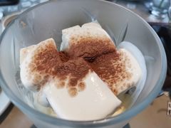 -穹六人间 people 6(岳阳路店)