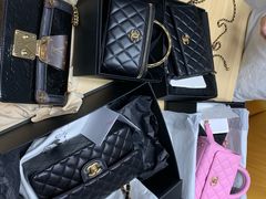 -聚云奢二手奢侈品黄金手表包包回收·中古店(三里屯总店)