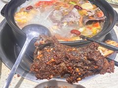 -九寨沟特色牦牛肉汤锅