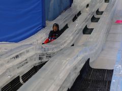 -长沙湘江冰雪世界