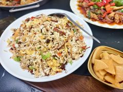 牛干巴炒饭-金螃蟹