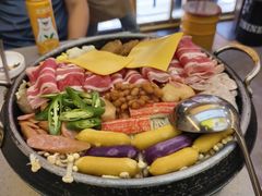 -豚妈妈汤饭·部队锅(南京东路店)