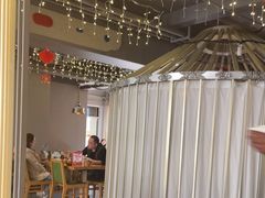 -娜仁图雅蒙古美食村(33小镇店)