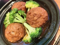 红烧狮子头-谷田稻香(佛罗伦萨店)