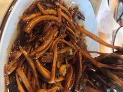 -侬佳蒸菜馆(听潮店)