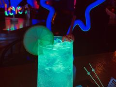 -UP嘻哈酒吧(粉巢店)