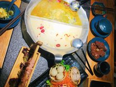 -湊湊火锅·茶憩(上海合生汇店)