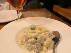 土豆面配香肠蓝乳酪酱-La Tavernetta(Bar à Vin)(乌鲁木齐路店)