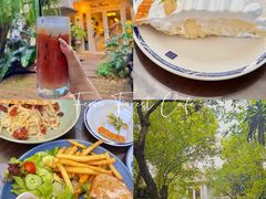 -Fern Forest Cafe