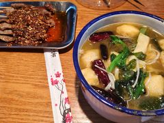 -喝丢一只鞋海鲜烧烤(市场店)