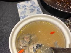 松茸鸡汤-松茸小馆·云南特色餐厅