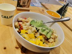 烤鸡牛油果芒果沙拉-CALIFORKS加州叉子轻食(朝阳门店)
