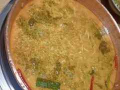 -洱火云南酸菜牛肉火锅(石景山当代商城店)