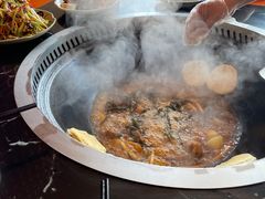 -三江鱼东北特色铁锅炖(骆驼店)