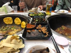 -曹丞相·地锅鸡·地锅鱼(武林店)