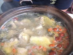-花苑美食横琴生蚝火锅(拱北粤华路店)