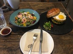 -HIGH FIVE哈福手工汉堡(桂林路店)