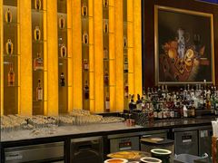 -龙虾酒吧扒房(宁波香格里拉店)