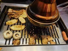-臻牛烤肉