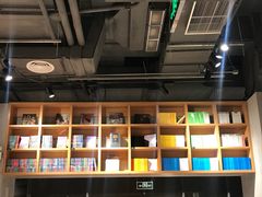 -百新书局(尚悦湾店)