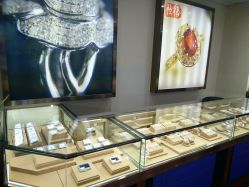 -恒阳珠宝·高级定制镶嵌·天然彩宝·天然钻石(南京西路店)