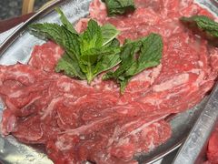 -王奋斗贵州酸汤牛肉火锅