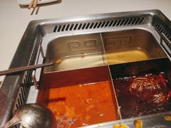-海底捞火锅鲜切牛肉主题店(长寿路店)