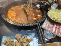 -渝大龙重庆火锅(温泉月亮湾店)