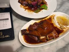 -蝴蝶里·粤菜·点心(滨江龙湖店)