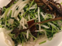 -新大咀港式茶餐厅(宝山万达店)