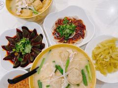 -谭仔米线(皇庭广场店)