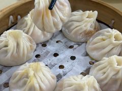 -莱莱小笼·乔艾