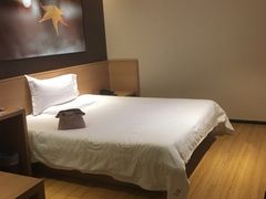 -路客HOTELS酒店(广州东站林和西地铁站店)