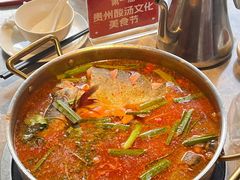 -野山舂·贵州现舂酸汤牛肉(民生路店)