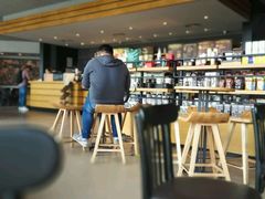 -星巴克臻选(郑州中原万达店)