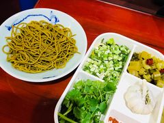 -窄巷子陕菜馆·地道陕西菜(粉巷店)