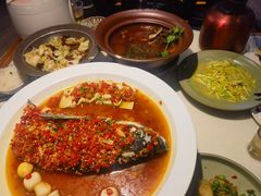 -蜀香格格•剁椒鱼头(龙西店)