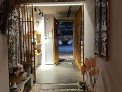 -泰·菩提树下[泰式按摩x精油SPAx肩颈头疗](新景店)