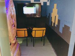 -不可思议减压馆·解压博物馆·摔碗发泄·团建定制