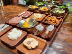 -银米·云南传统过桥米线(双廊黑金冠店)