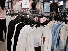 -唯品会(北京国瑞城店)