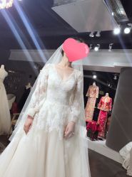 -艾米丽婚纱礼服