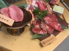 -铭牛烧肉·和牛海鲜自助(高新月牙湖店)