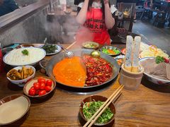 -萍姐火锅·公路夜市(武汉首店)